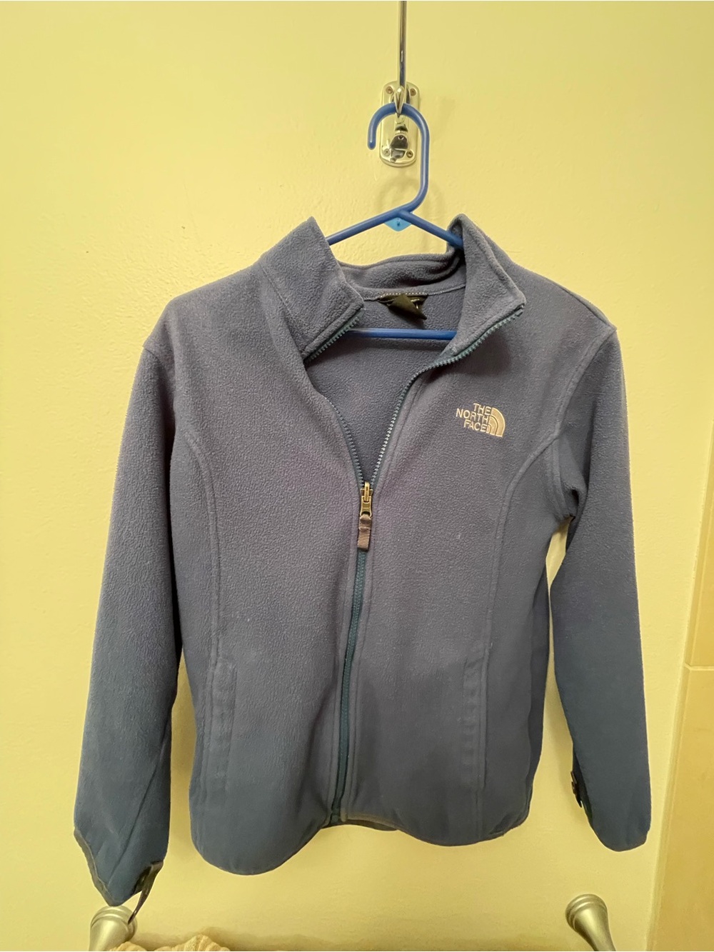 The North Face Boy’s Large Blue Fleece Jacket